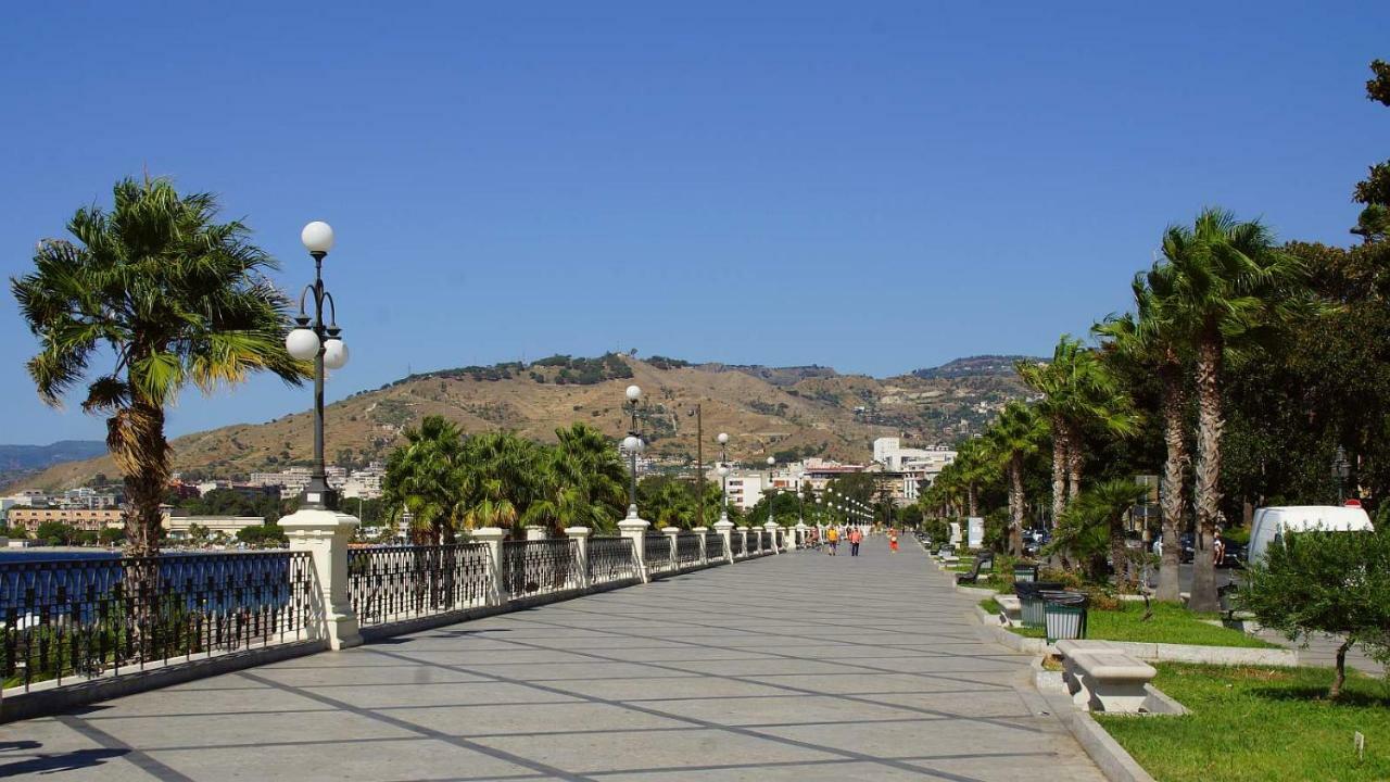 White Rooms Reggio di Calabria Bagian luar foto